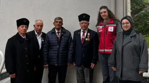 Kıbrıs Gazileri Vize Sosyal Hizmet Merkezi'ni Ziyaret Etti