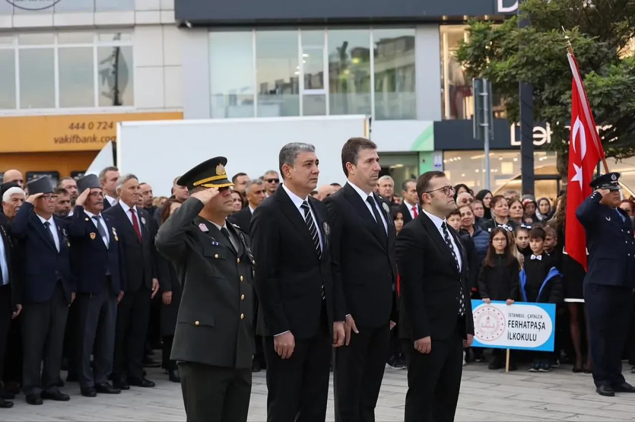 Çatalca'da Atatürk'ü Anma Töreni Düzenlendi Çatalca'da Atatürk'ü Anma Töreni Düzenlendi