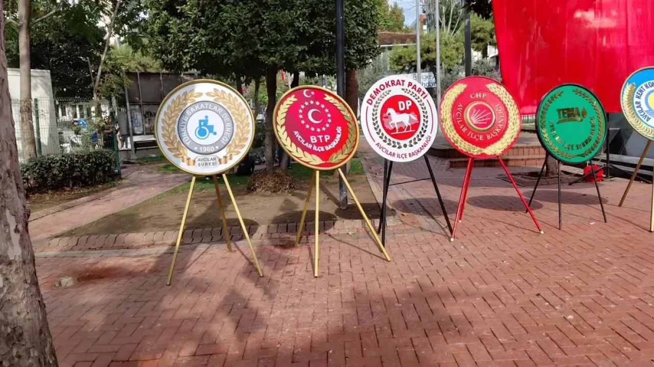 Türkiye Sakatlar Derneği Avcılar Şubesi'nden 10 Kasım'da Anlamlı Anma Türkiye Sakatlar Derneği Avcılar Şubesi'nden 10 Kasım'da Anlamlı Anma