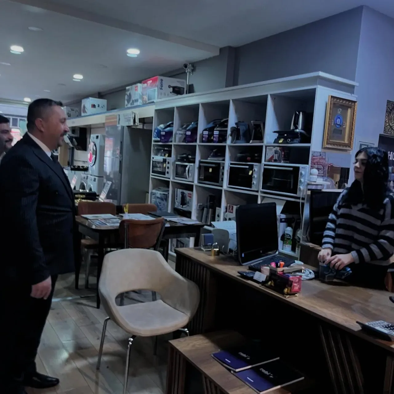 MHP Akyurt İlçe Başkanı Yalçın Yalçınkaya, "Derdiniz Derdimizdir" Sohbetleri Kapsamında Vatandaşları Ziyaret Etti MHP Akyurt İlçe Başkanı Yalçın Yalçınkaya, "Derdiniz Derdimizdir" Sohbetleri Kapsamında Vatandaşları Ziyaret Etti