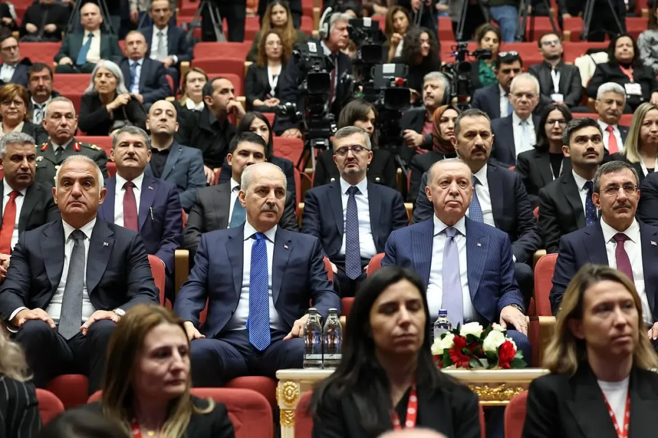 Numan Kurtulmuş, Atatürk'ü Anma Töreni'ne Katıldı Numan Kurtulmuş, Atatürk'ü Anma Töreni'ne Katıldı