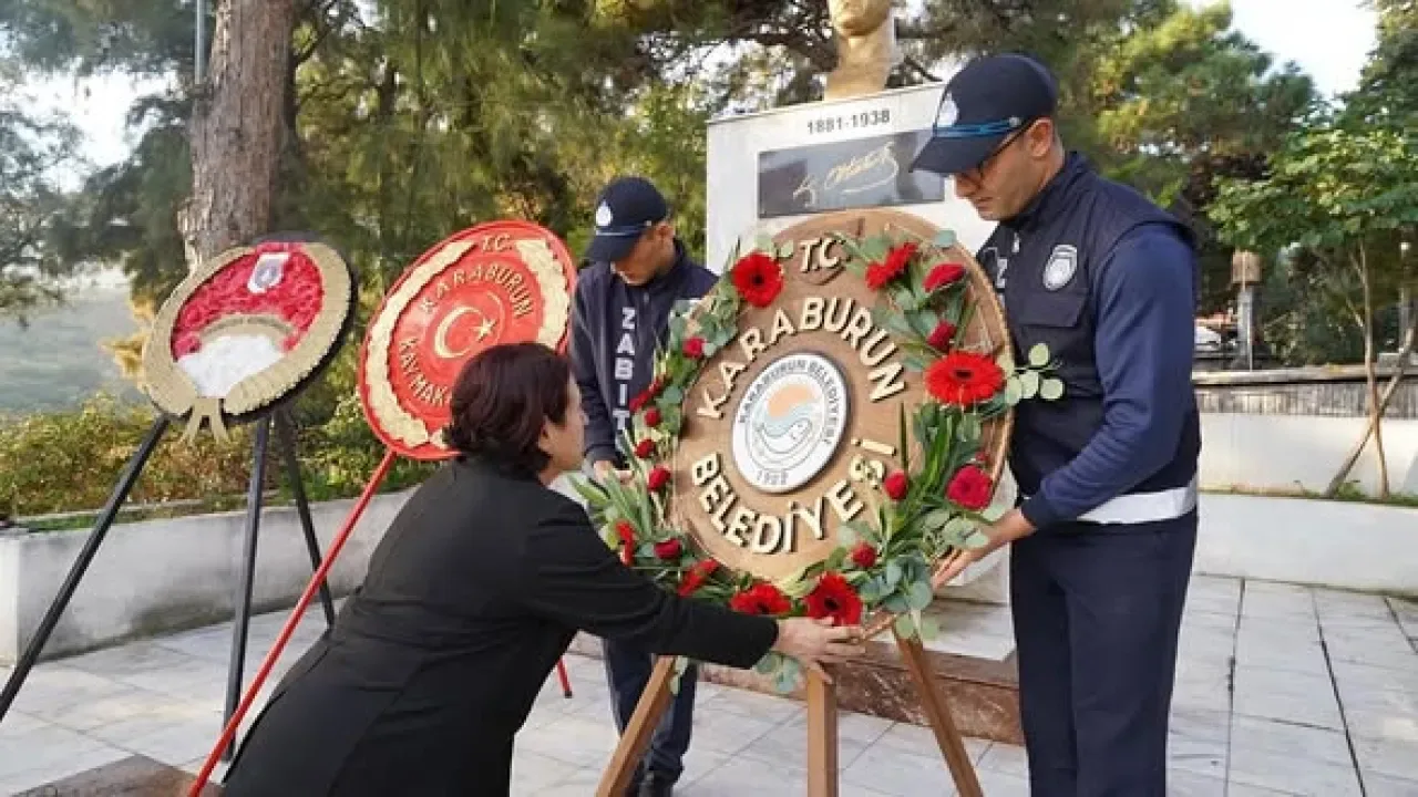 Karaburun'da Atatürk'ü Anma Töreni Düzenlendi Karaburun'da Atatürk'ü Anma Töreni Düzenlendi