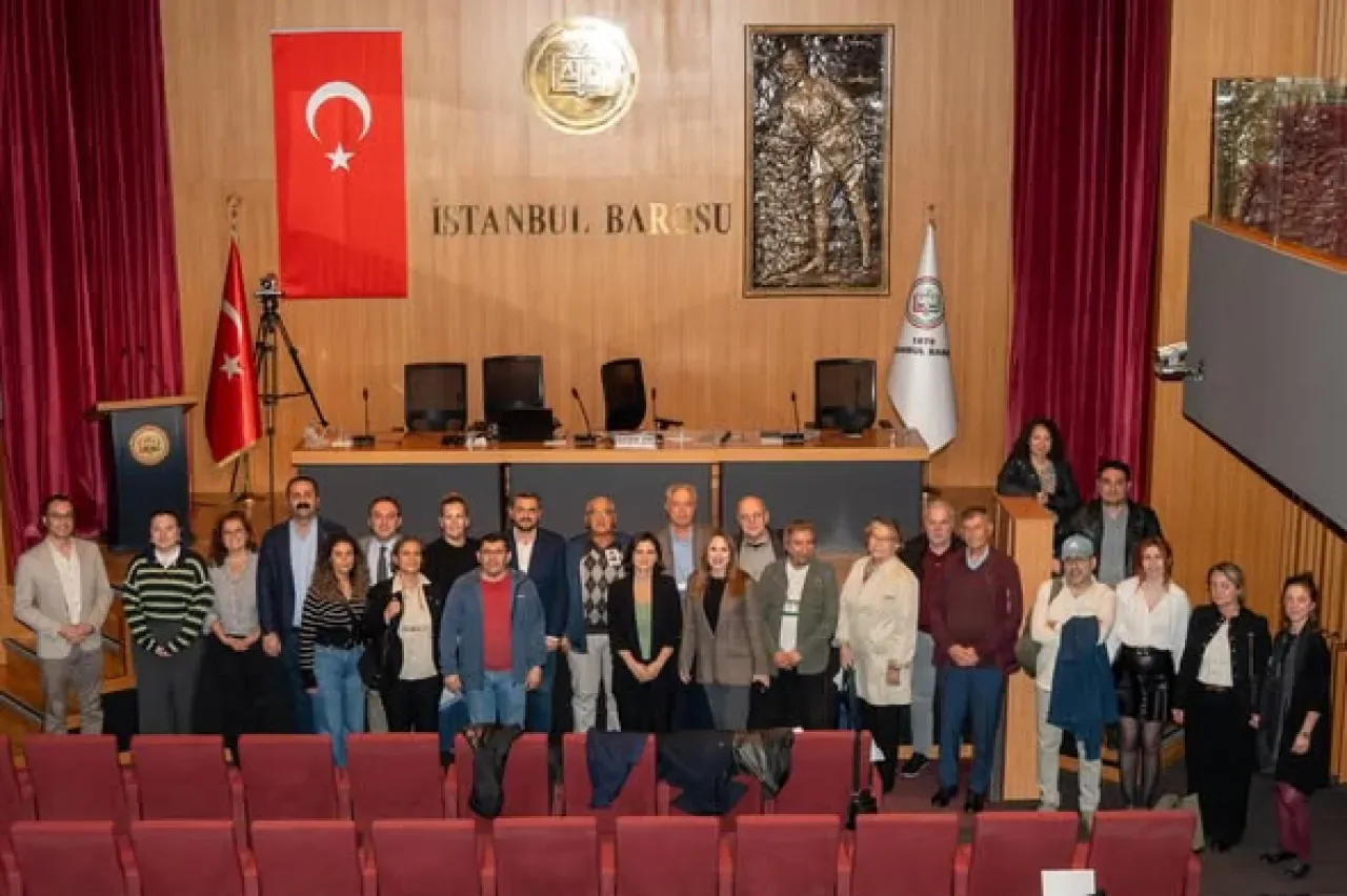Kanal İstanbul Projesi'nin Hukuki ve Afet Riskleri İstanbul'da Masaya Yatırıldı Kanal İstanbul Projesi'nin Hukuki ve Afet Riskleri İstanbul'da Masaya Yatırıldı