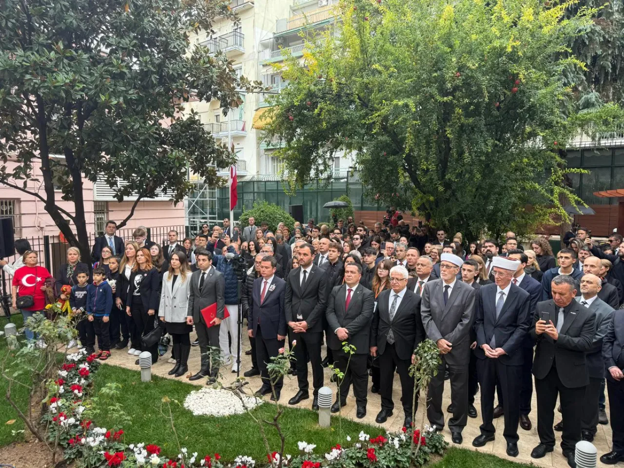 Osmangazi Belediye Başkanı Erkan Aydın ve Heyeti, Atatürk'ü Selanik'te Andı Osmangazi Belediye Başkanı Erkan Aydın ve Heyeti, Atatürk'ü Selanik'te Andı