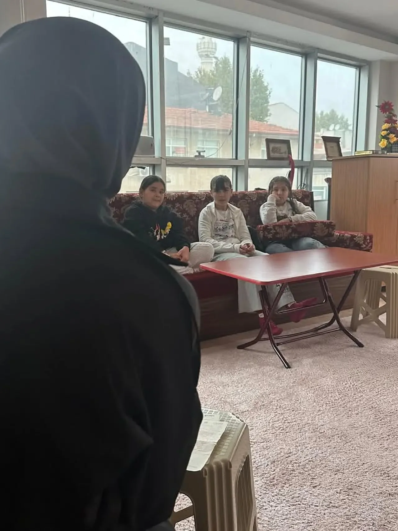 Pendik İHH, Ortaokullu Kız Öğrenciler İçin Muhabbet Okulu Projesini Sürdürüyor Pendik İHH, Ortaokullu Kız Öğrenciler İçin Muhabbet Okulu Projesini Sürdürüyor