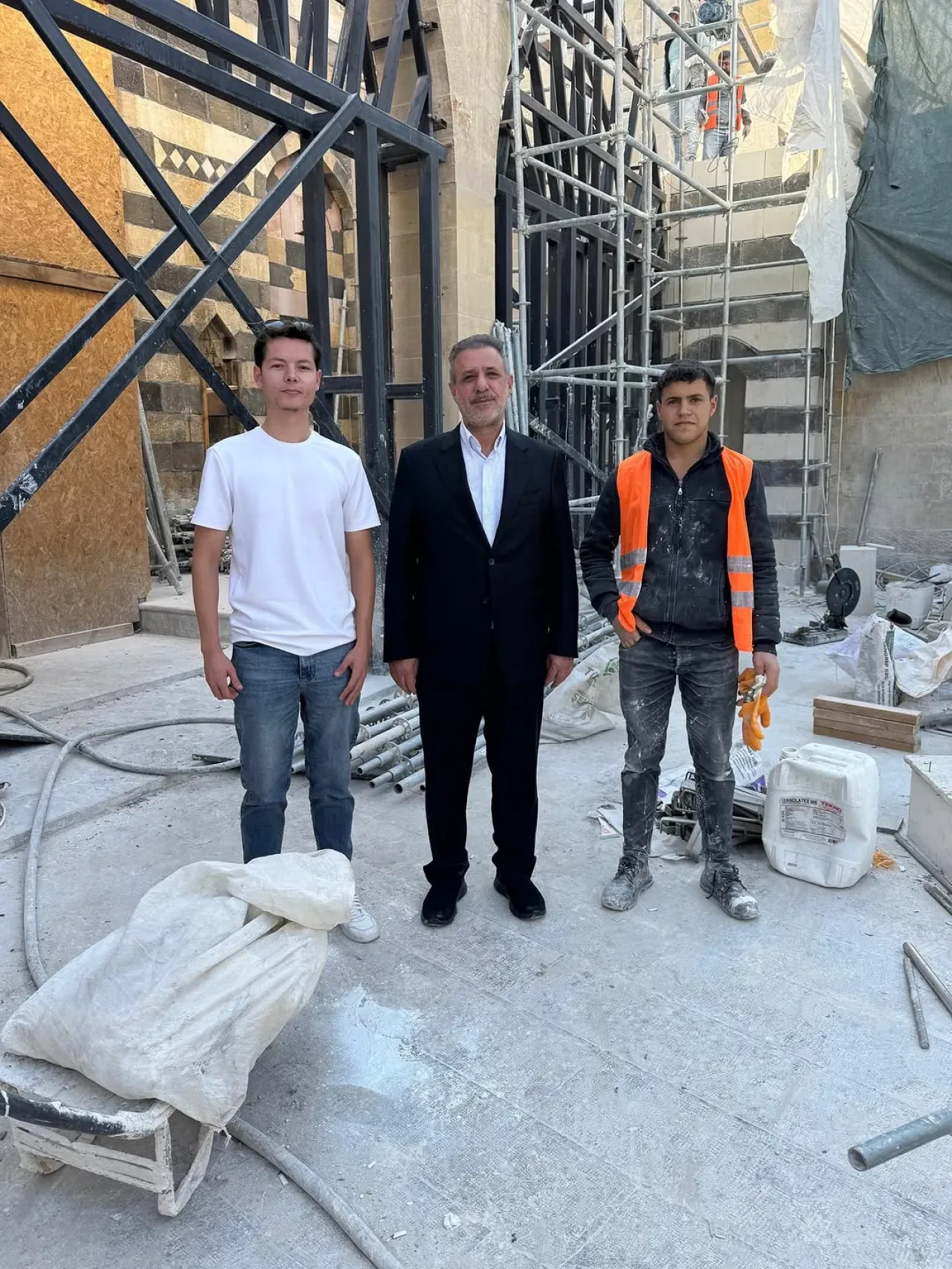 Gaziantep'teki Tarihi Handanbey Camisi Restorasyonu Yakından Takip Ediliyor Gaziantep'teki Tarihi Handanbey Camisi Restorasyonu Yakından Takip Ediliyor