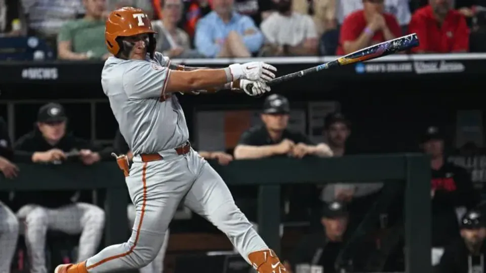 Texas Longhorns, Alabama Engelini Aşarak Turnuvada Kalmayı Başardı görseli