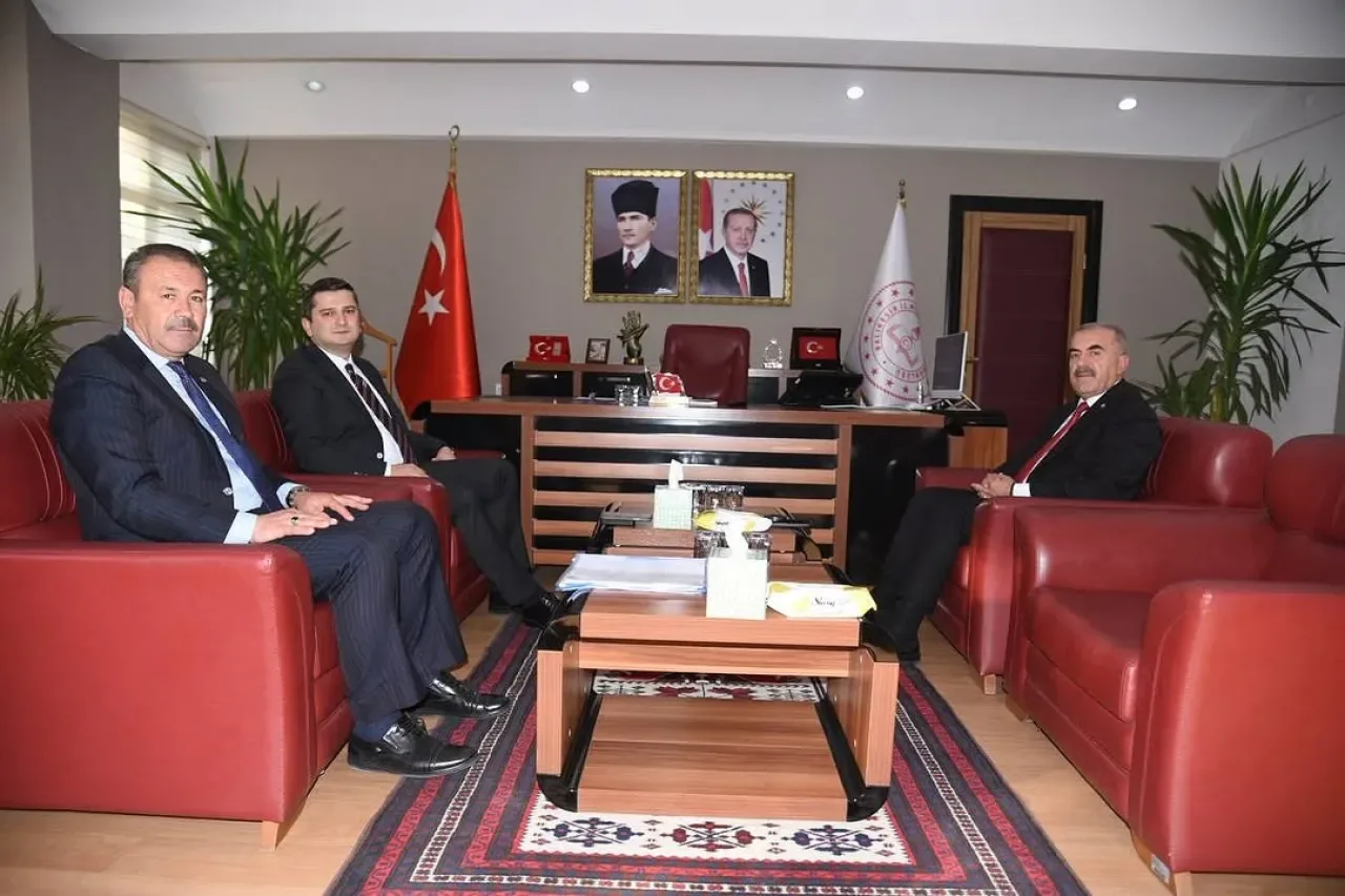 Balıkesir İl Milli Eğitim Müdürü Murat Demir, İvrindi Protokolünü Ağırladı Balıkesir İl Milli Eğitim Müdürü Murat Demir, İvrindi Protokolünü Ağırladı