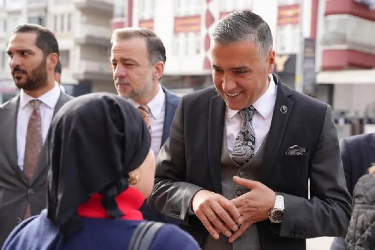MHP Keçiören'de Esnaf Ziyaretleri Gerçekleştirdi MHP Keçiören'de Esnaf Ziyaretleri Gerçekleştirdi