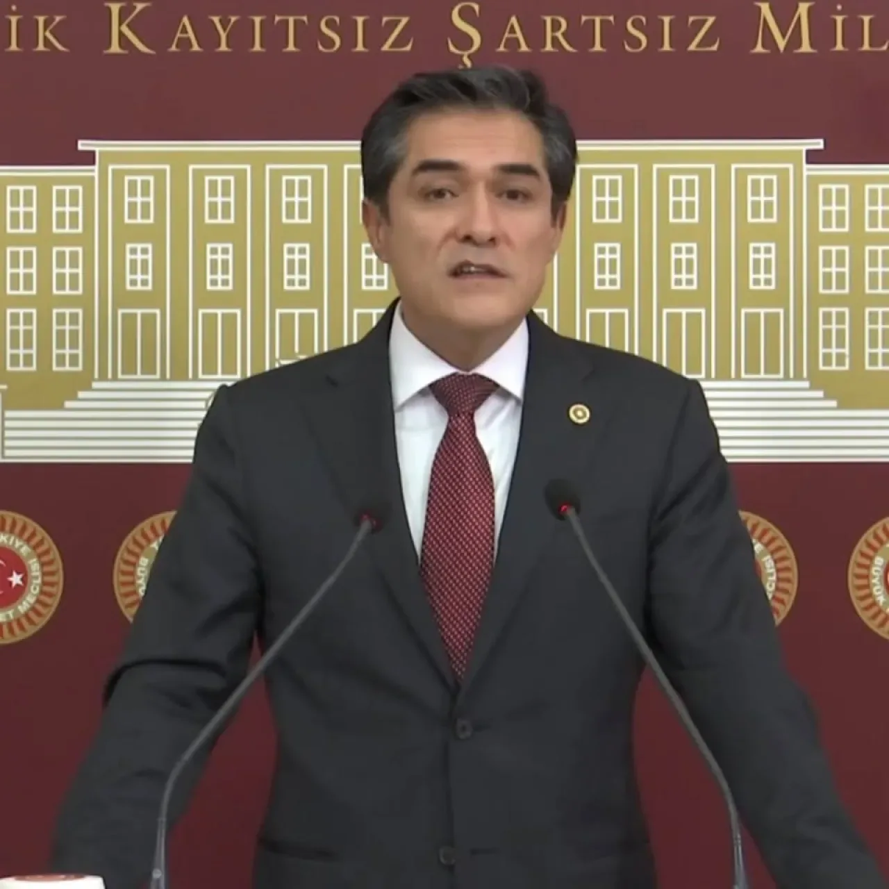 İYİ Parti'den Cumhur İttifakı'na Öcalan Tepkisi İYİ Parti'den Cumhur İttifakı'na Öcalan Tepkisi