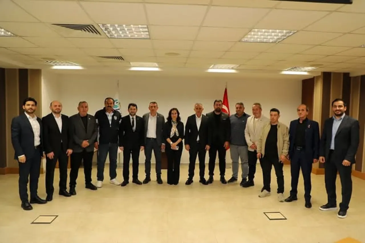 Beykoz'un Geleceği İçin Mahalle Muhtarlarıyla İmar Buluşması Beykoz'un Geleceği İçin Mahalle Muhtarlarıyla İmar Buluşması