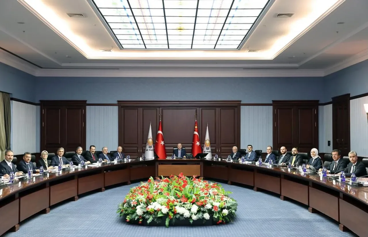 AK Parti'de MYK Toplantısı Cumhurbaşkanı Erdoğan Başkanlığında Yapıldı AK Parti'de MYK Toplantısı Cumhurbaşkanı Erdoğan Başkanlığında Yapıldı