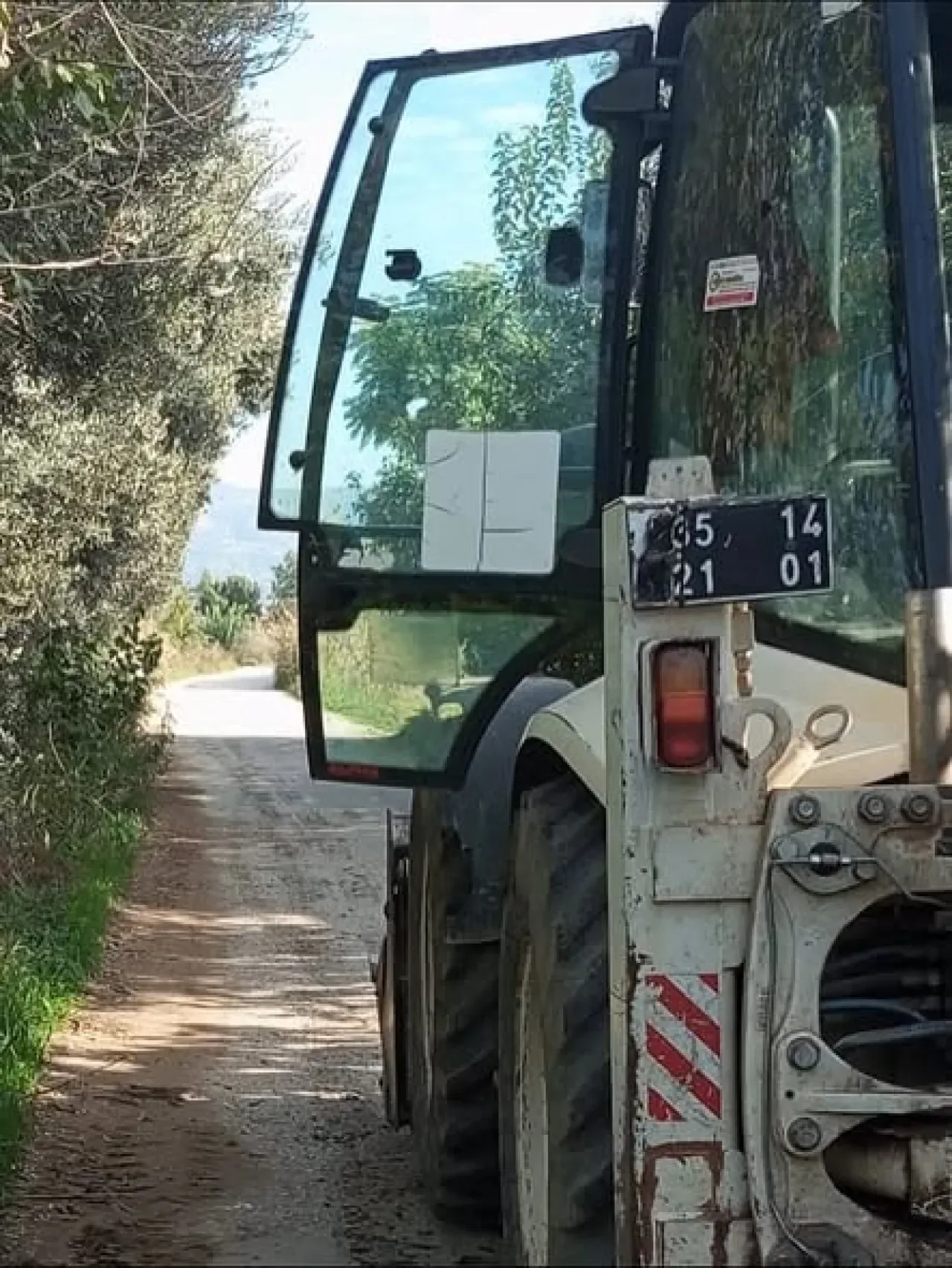 Kiraz Belediyesi, Suludere Mahallesi'nde Şarampol Temizliği Gerçekleştirdi Kiraz Belediyesi, Suludere Mahallesi'nde Şarampol Temizliği Gerçekleştirdi