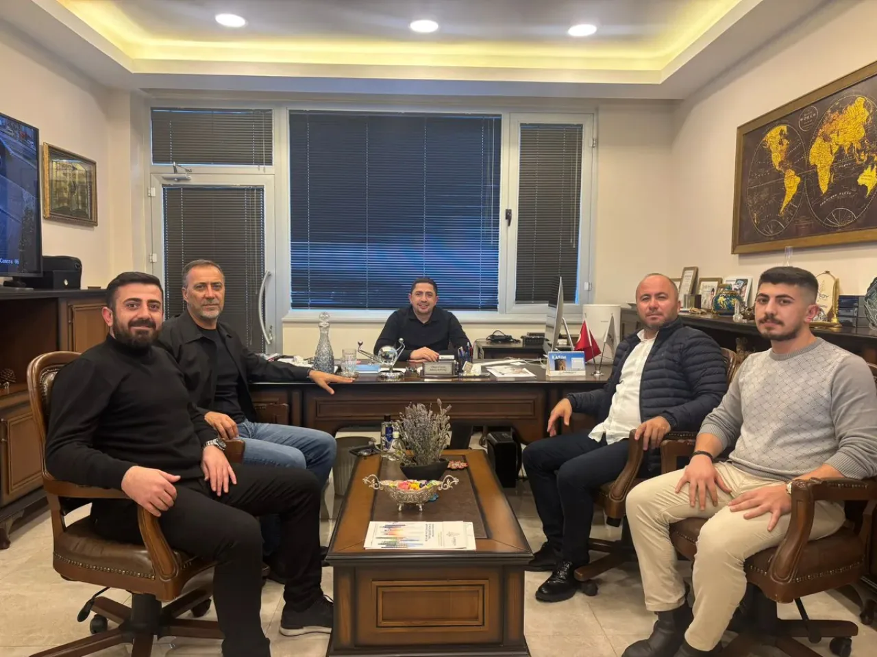 Silivri Belediye Başkanı Yılmaz, Esnaf Ziyaretlerine Başladı Silivri Belediye Başkanı Yılmaz, Esnaf Ziyaretlerine Başladı