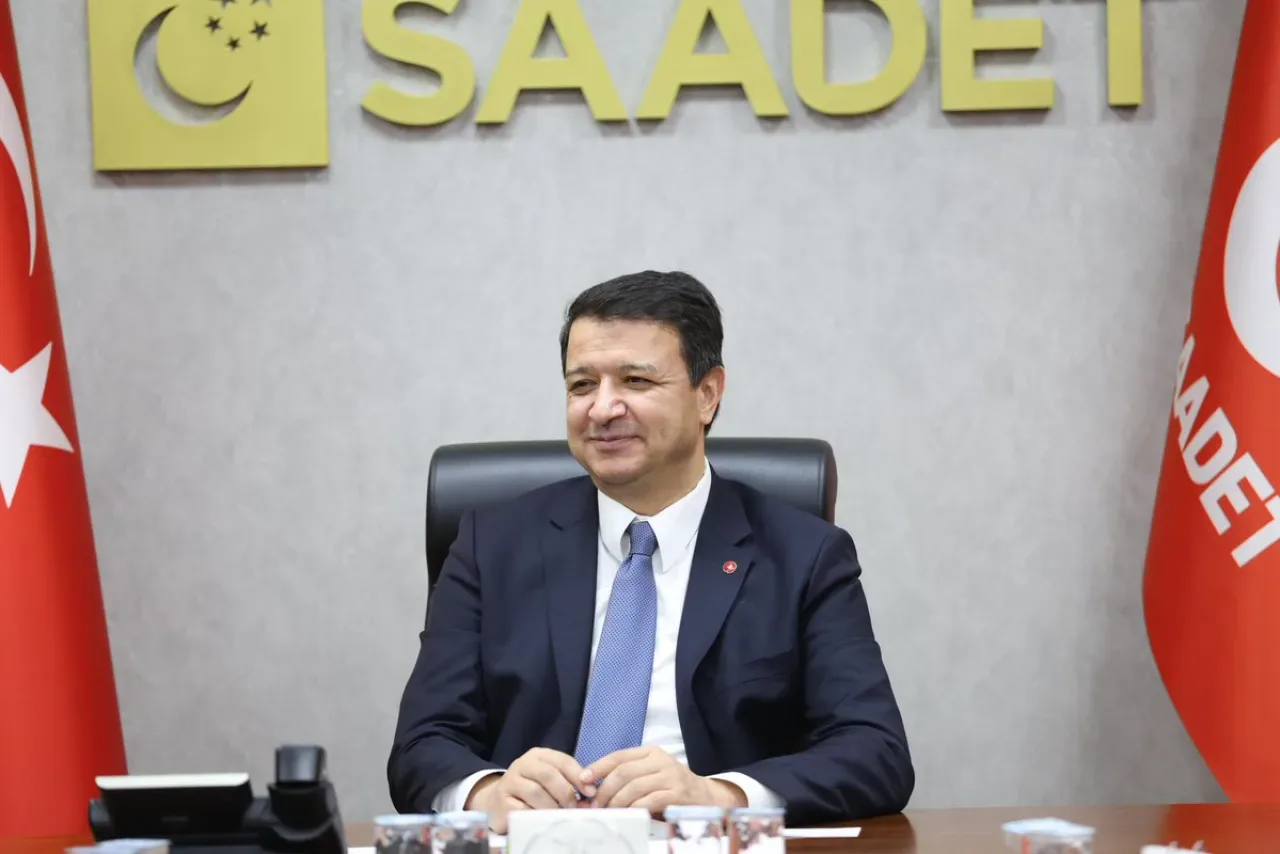 Saadet Partisi Genel Başkanı Arıkan, EYTTKF Başkanı Lastikçi'yi Kabul Etti Saadet Partisi Genel Başkanı Arıkan, EYTTKF Başkanı Lastikçi'yi Kabul Etti