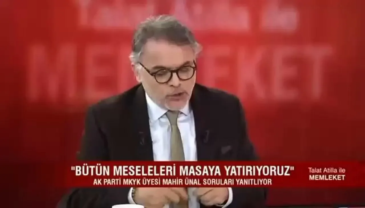 AK Parti'den Üç Stratejik Hedef Değerlendirmesi: Kalkınma, Demokrasi ve Terörle Mücadele AK Parti'den Üç Stratejik Hedef Değerlendirmesi: Kalkınma, Demokrasi ve Terörle Mücadele