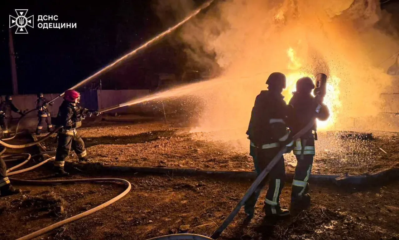 Rus Güçleri, Ukrayna'nın Odessa Bölgesindeki Enerji Tesisini Vurdu Rus Güçleri, Ukrayna'nın Odessa Bölgesindeki Enerji Tesisini Vurdu