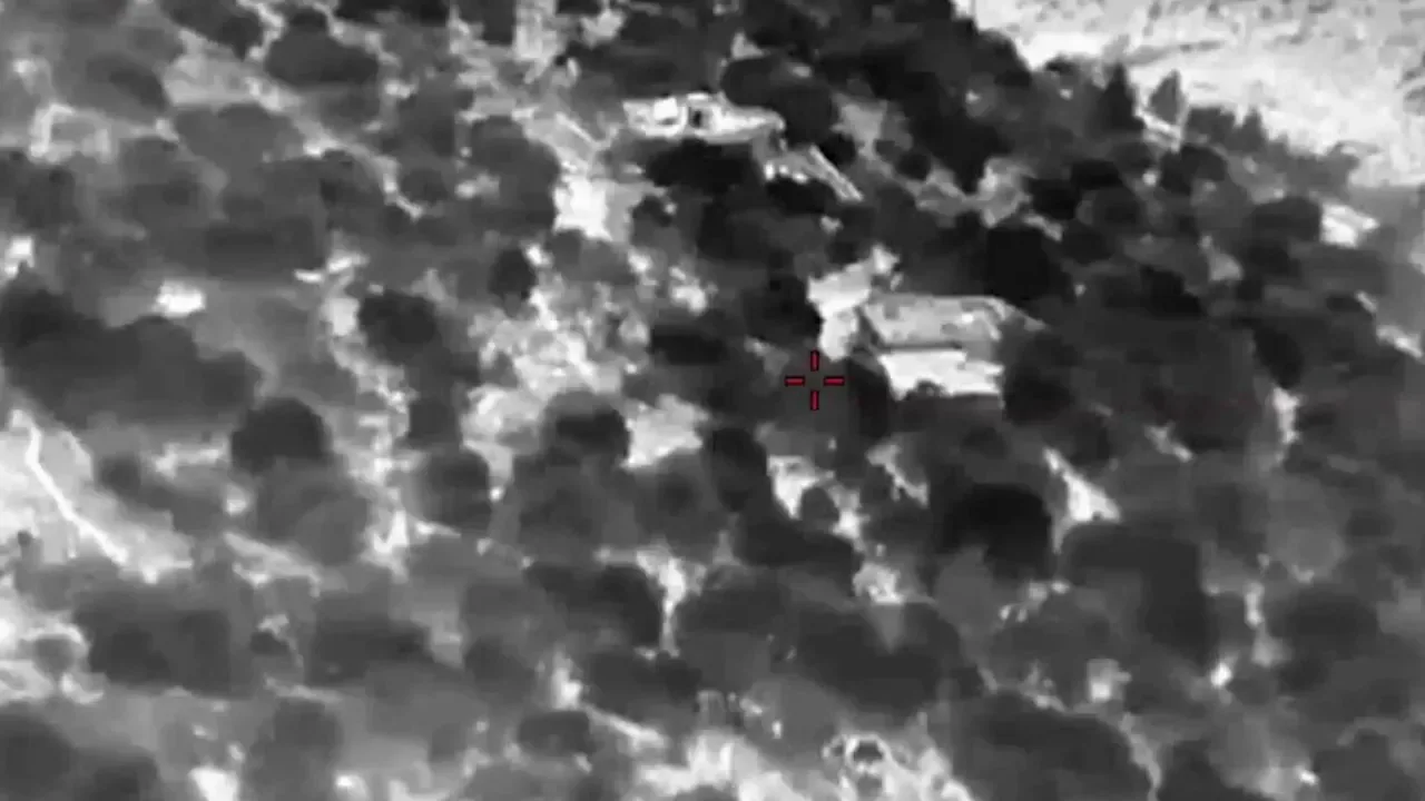 İsrail Ordusu, Lübnan'ın Güneyinde Hizbullah Hedeflerini Vurdu İsrail Ordusu, Lübnan'ın Güneyinde Hizbullah Hedeflerini Vurdu