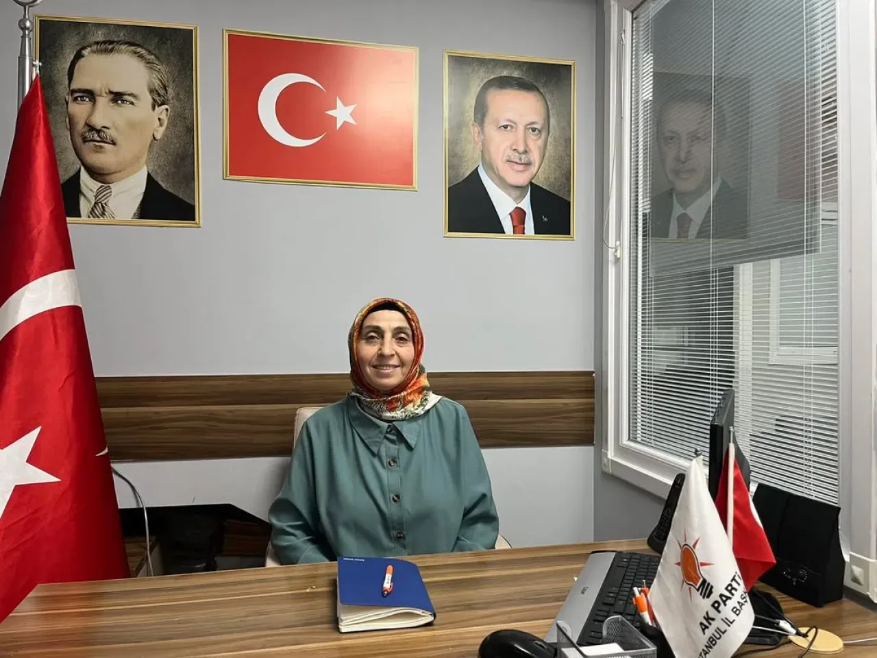 AK Parti Ümraniye İlçe Başkanlığı'nda Bugün Nöbetçi İlçe Yönetim Kurulu Üyesi Belli Oldu AK Parti Ümraniye İlçe Başkanlığı'nda Bugün Nöbetçi İlçe Yönetim Kurulu Üyesi Belli Oldu