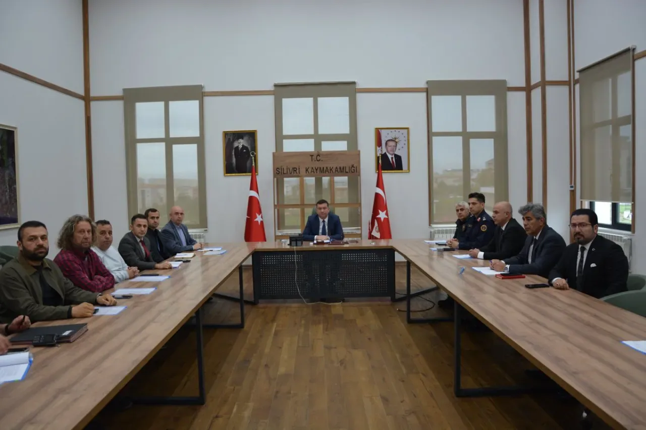 Silivri'de Spor Güvenliği İçin Kritik Toplantı Yapıldı Silivri'de Spor Güvenliği İçin Kritik Toplantı Yapıldı