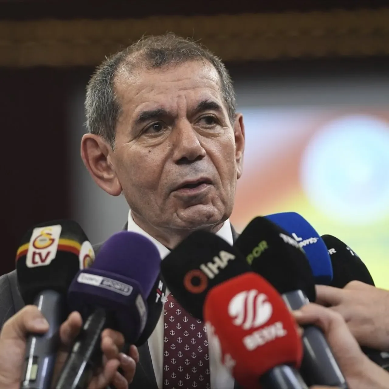 Galatasaray'da Transfer Açıklaması: "Kadromuza Üstüne Koya Koya Geliyoruz" Galatasaray'da Transfer Açıklaması: "Kadromuza Üstüne Koya Koya Geliyoruz"