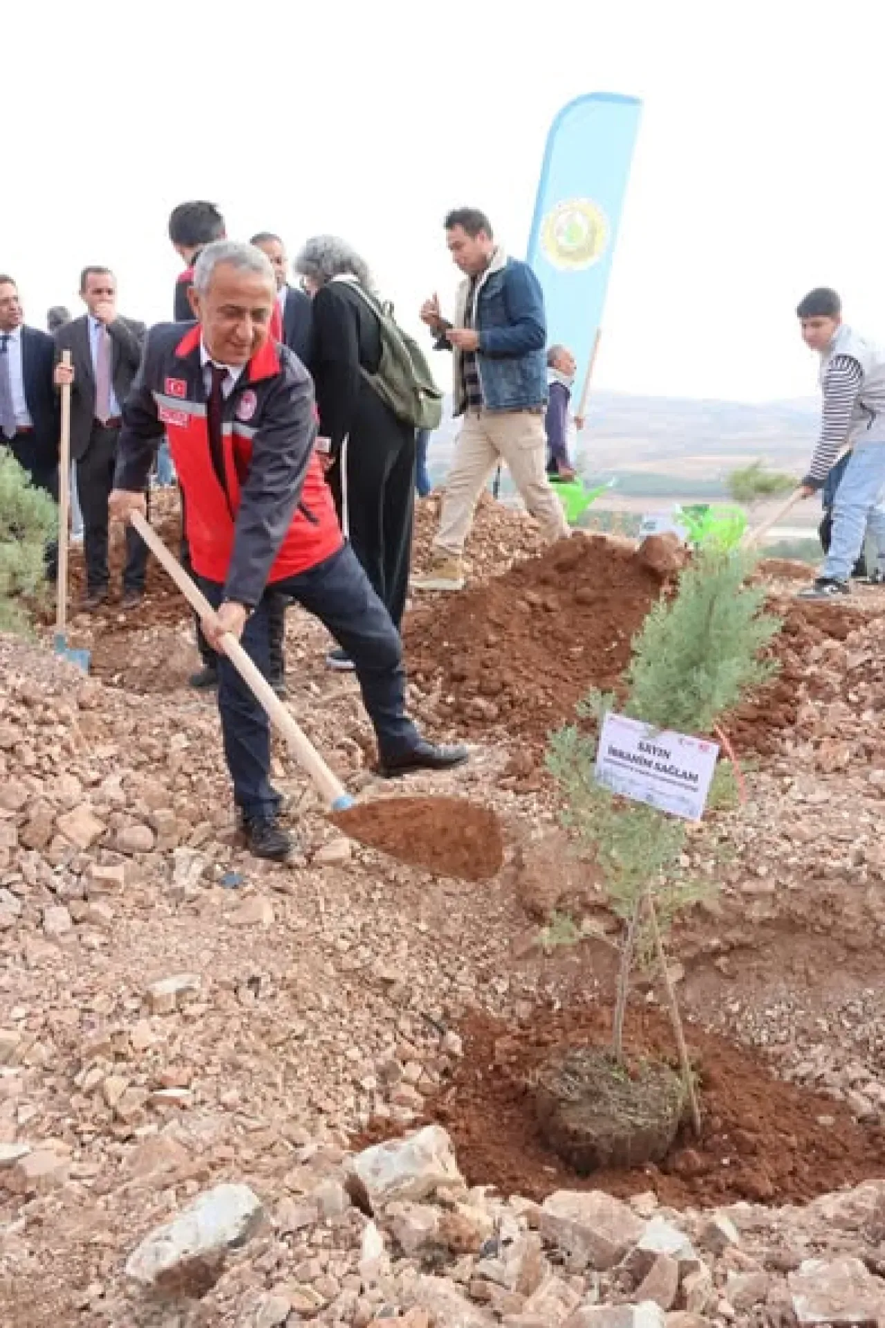 Gaziantep'te 11 Kasım Milli Ağaçlandırma Günü Kutlamaları Gaziantep'te 11 Kasım Milli Ağaçlandırma Günü Kutlamaları