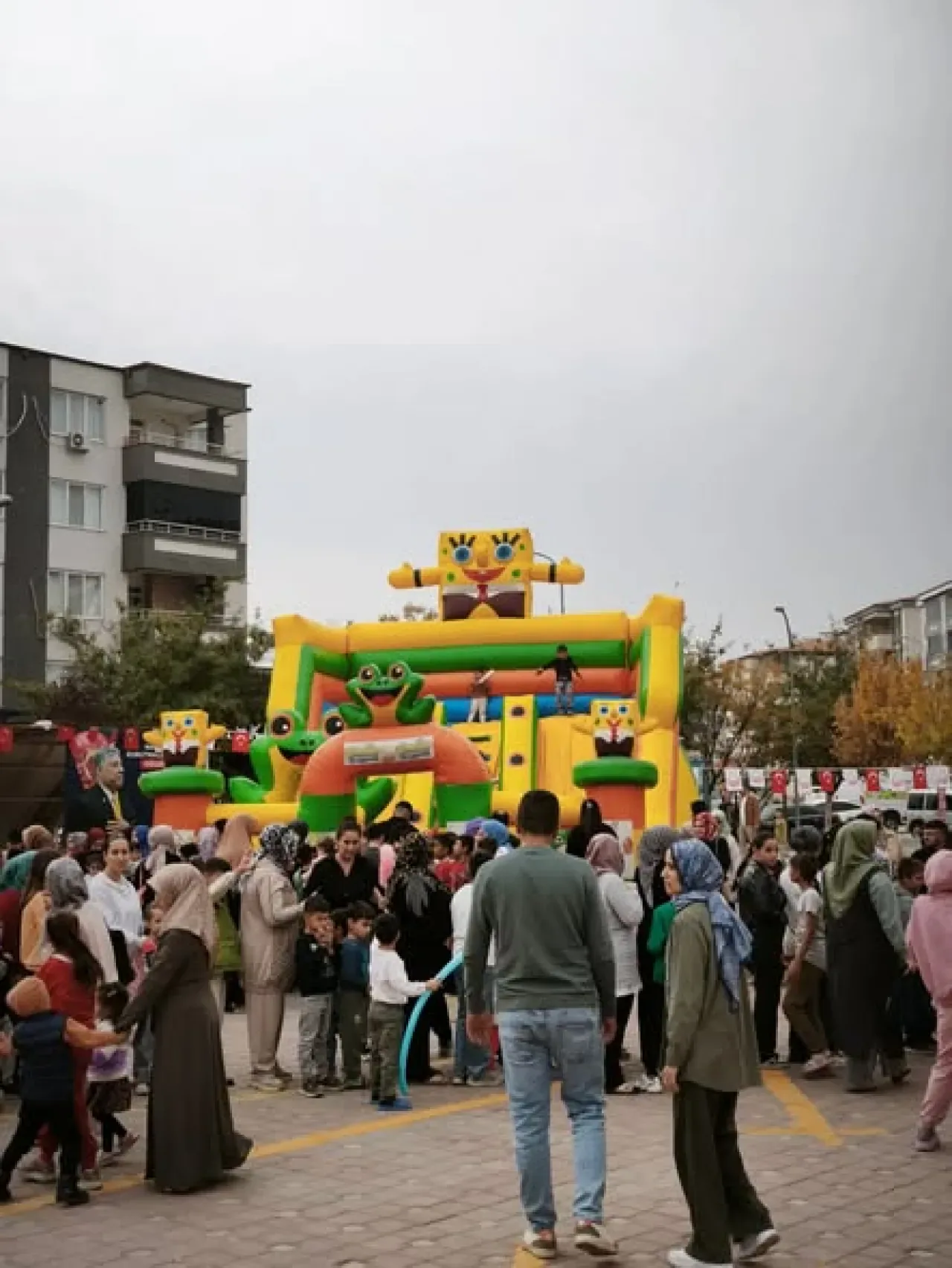 Oğuzeli'nde Ara Tatil Şenliği Başladı: Çocuklar Eğlence Dolu Etkinliklerle Buluşuyor Oğuzeli'nde Ara Tatil Şenliği Başladı: Çocuklar Eğlence Dolu Etkinliklerle Buluşuyor