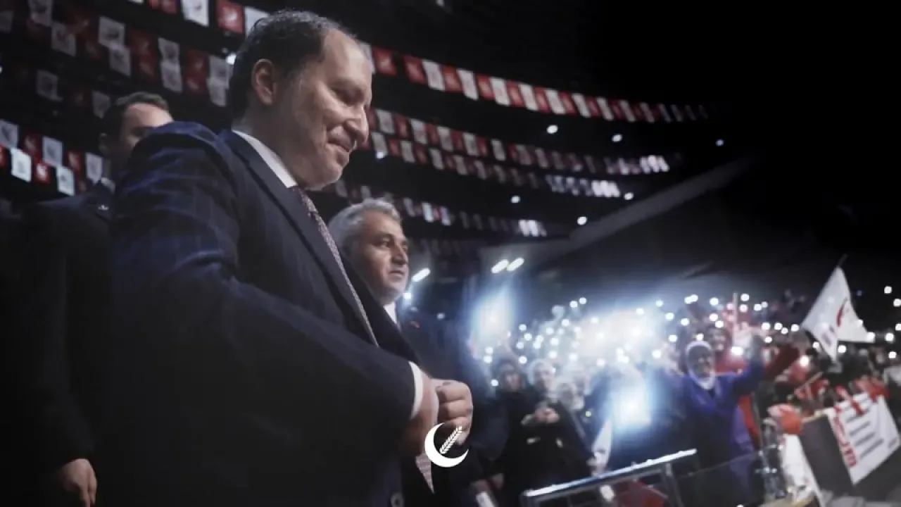 Yeniden Refah Partisi Beşiktaş İlçe Başkanlığı'ndan Holdinglere ve Esnafa Yönelik Eleştiriler Yeniden Refah Partisi Beşiktaş İlçe Başkanlığı'ndan Holdinglere ve Esnafa Yönelik Eleştiriler