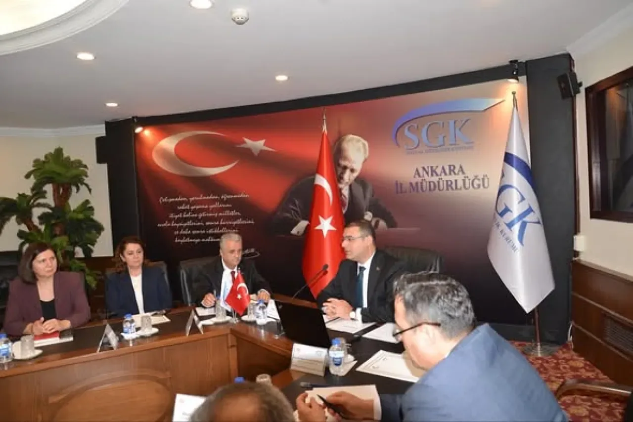 Ankara SGK İl Müdürlüğü'nde Genel Değerlendirme Toplantısı Yapıldı Ankara SGK İl Müdürlüğü'nde Genel Değerlendirme Toplantısı Yapıldı