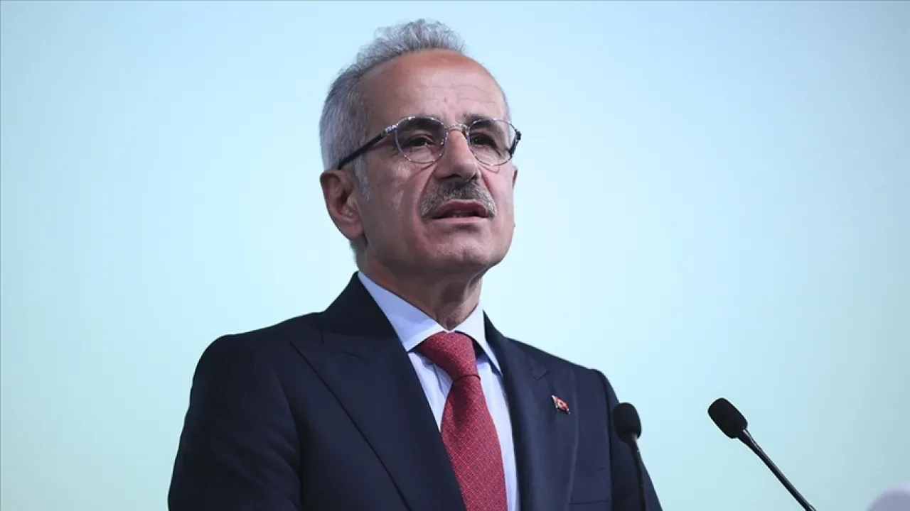 Yerli Mühendislik Harikası OTMİ: Trenler Hareket Halindeyken Yapay Zeka ile Muayene Ediliyor Yerli Mühendislik Harikası OTMİ: Trenler Hareket Halindeyken Yapay Zeka ile Muayene Ediliyor