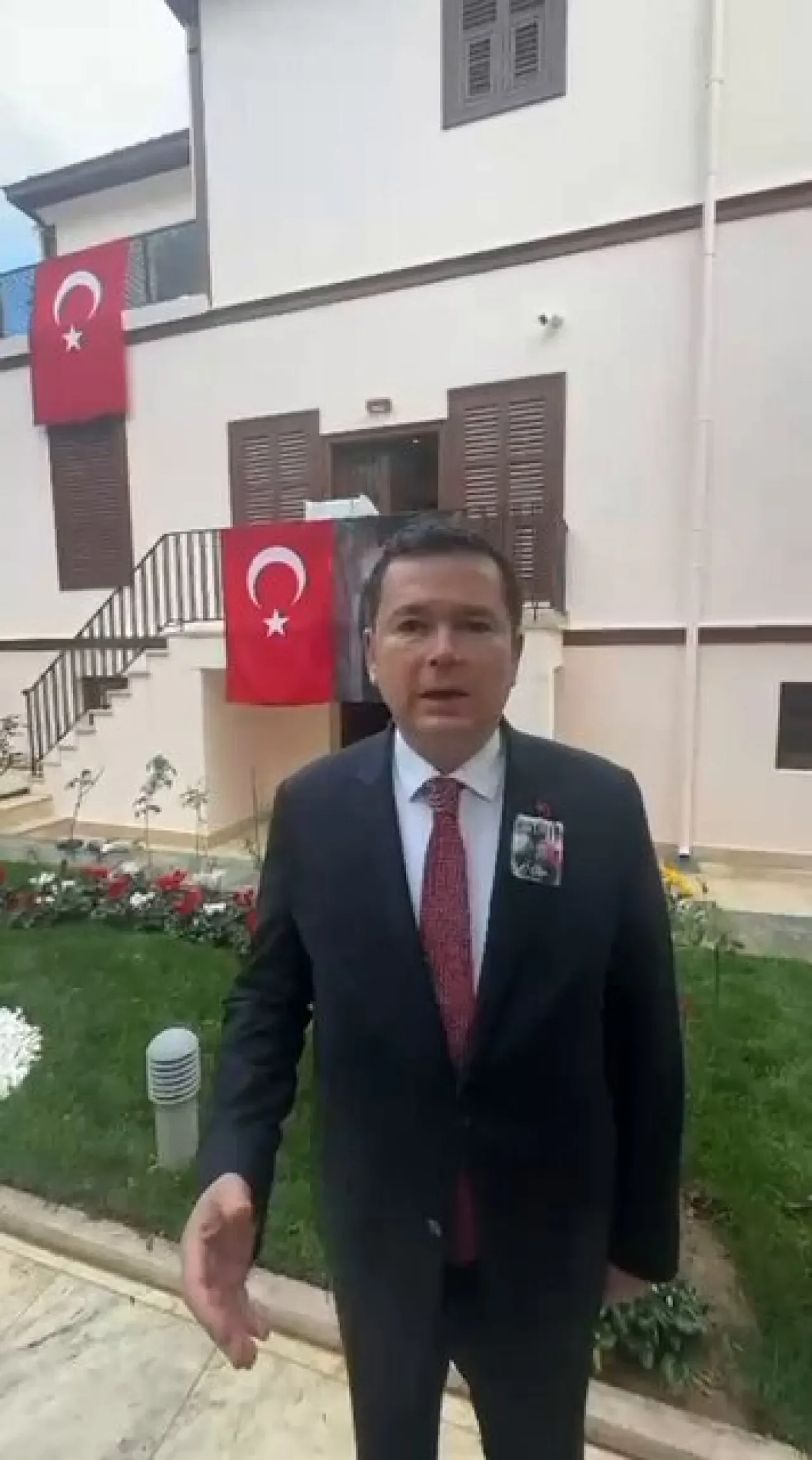 Bursa Osmangazi Belediye Başkanı Atatürk'ün Selanik'teki Baba Evi'ni Ziyaret Etti Bursa Osmangazi Belediye Başkanı Atatürk'ün Selanik'teki Baba Evi'ni Ziyaret Etti