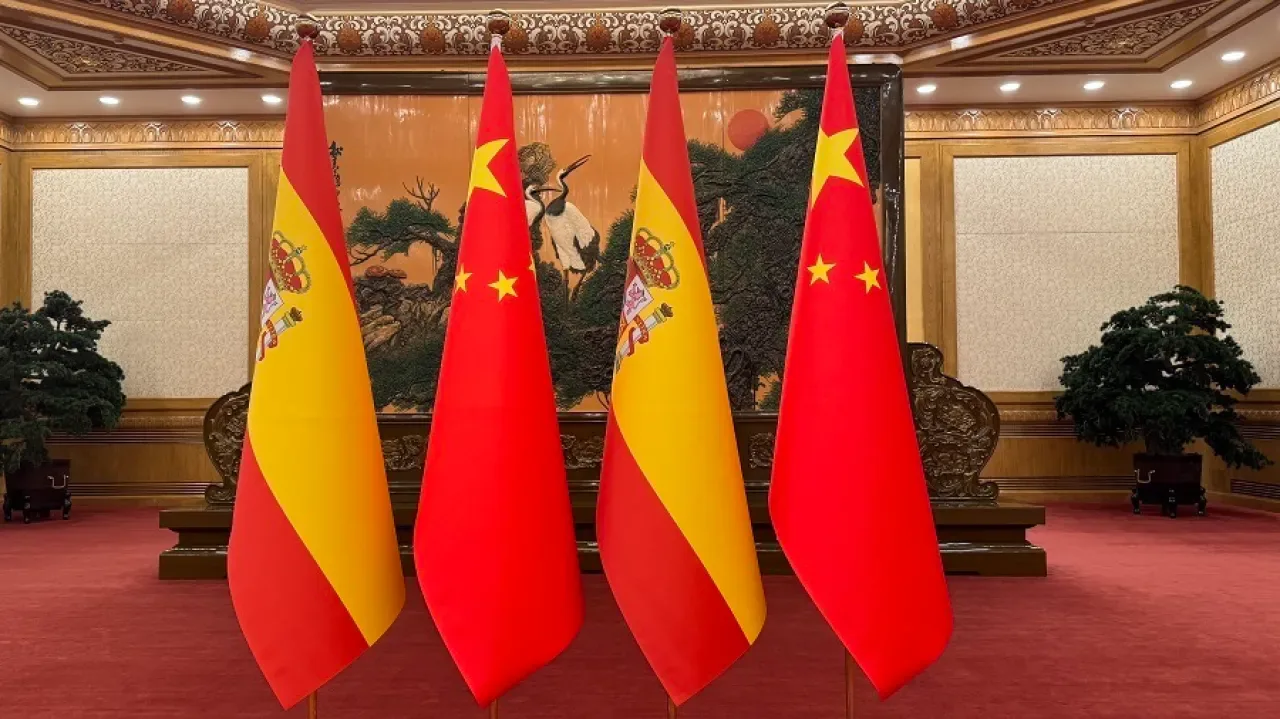 Çin Cumhurbaşkanı Şi Jinping, Madrid Kralı VI. Felipe ile Pekin'de Bir Araya Geldi Çin Cumhurbaşkanı Şi Jinping, Madrid Kralı VI. Felipe ile Pekin'de Bir Araya Geldi