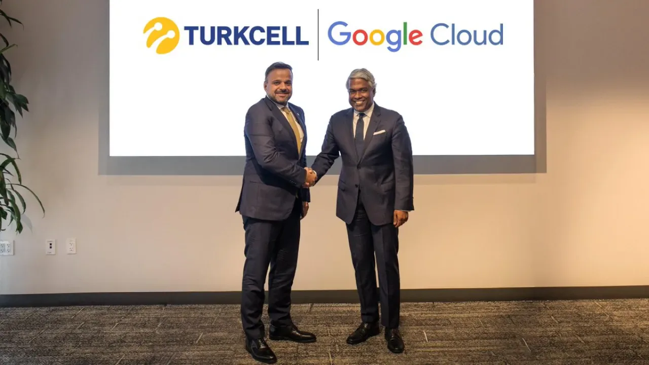 Turkcell ve Google Cloud'tan Türkiye'ye 1 Milyar Dolarlık Yatırım: Yerel Bulut Bölgesi Kuruluyor Turkcell ve Google Cloud'tan Türkiye'ye 1 Milyar Dolarlık Yatırım: Yerel Bulut Bölgesi Kuruluyor