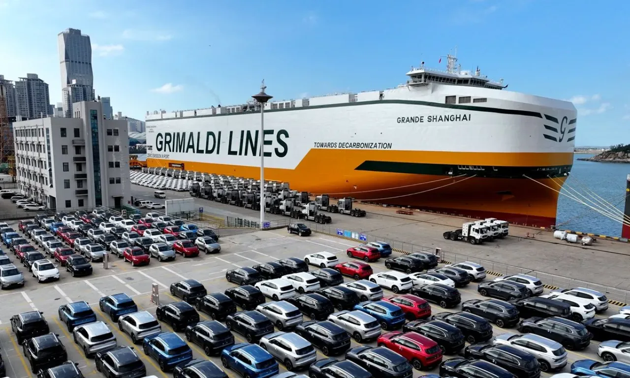 Ford CEO'su Çin'de Üretilen Elektrikli Araçların İncelenmesi Sonrasında Şok Oldu Ford CEO'su Çin'de Üretilen Elektrikli Araçların İncelenmesi Sonrasında Şok Oldu