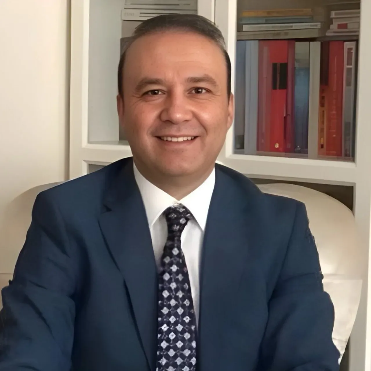 Bahçeli'nin Basın Danışmanından Furkan Bölükbaşı'nın Geç Tutuklanmasına Eleştiri Bahçeli'nin Basın Danışmanından Furkan Bölükbaşı'nın Geç Tutuklanmasına Eleştiri