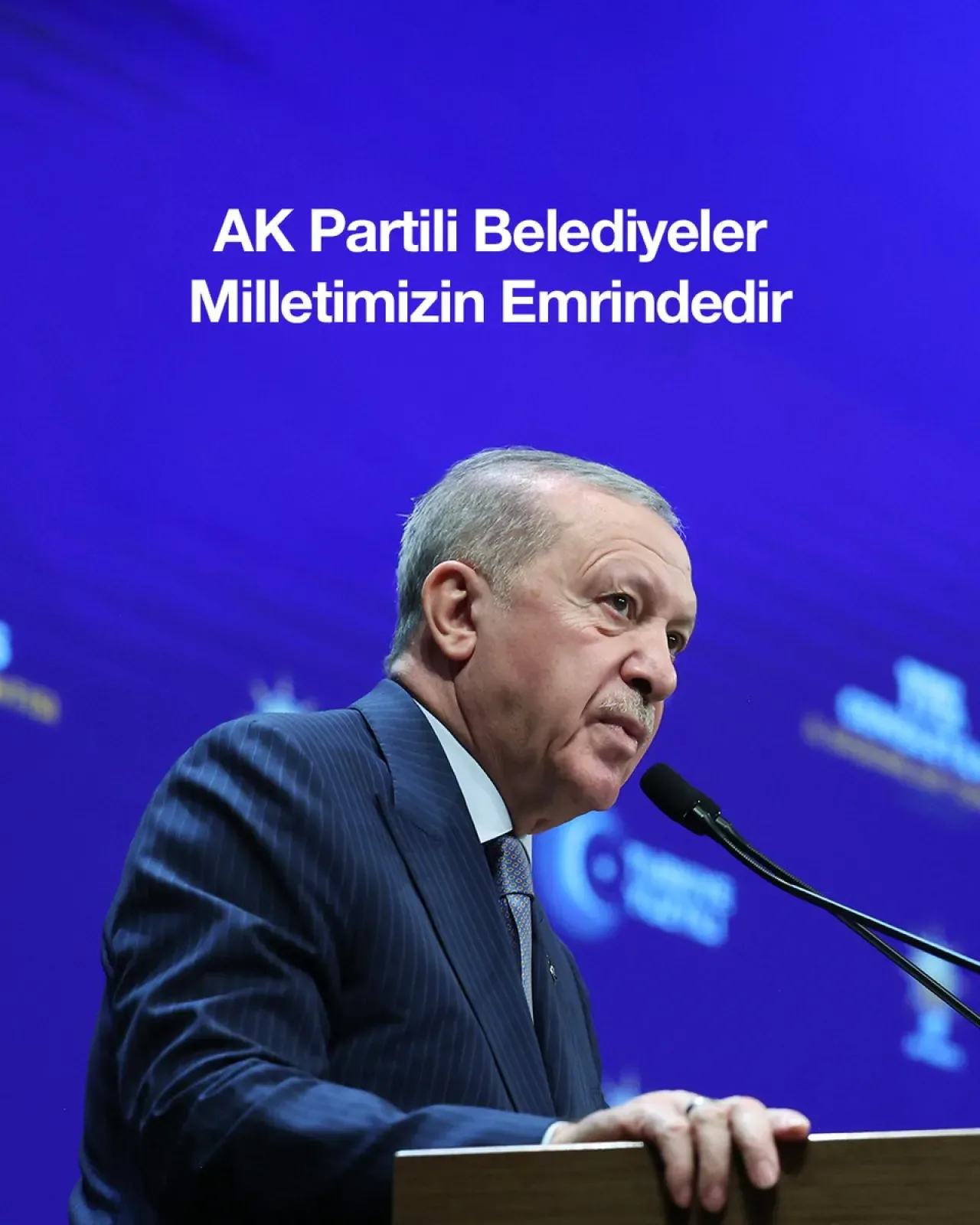 Cumhurbaşkanı Erdoğan: AK Parti Teşkilatları ve Belediyeler Vatandaşların Hizmetinde Cumhurbaşkanı Erdoğan: AK Parti Teşkilatları ve Belediyeler Vatandaşların Hizmetinde
