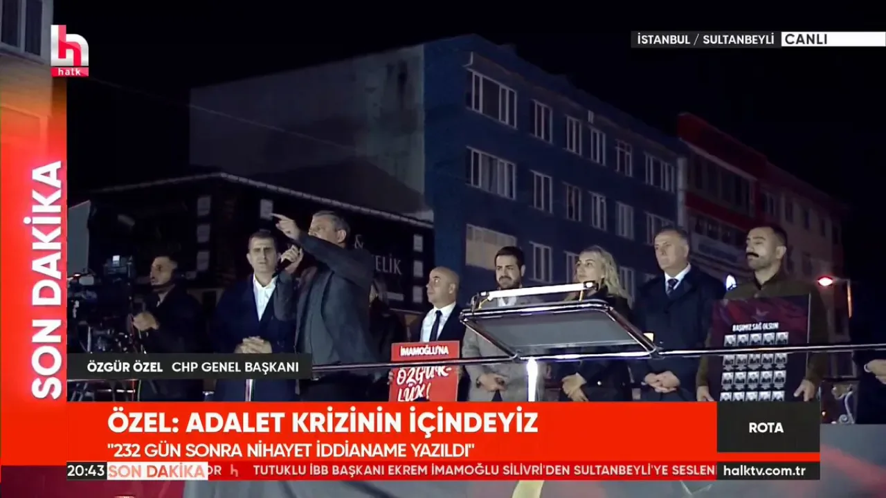 Özgür Özel'den Cumhurbaşkanı Erdoğan'a Cevap: "Yüzüğün Üzerine Neler Koydun?" Özgür Özel'den Cumhurbaşkanı Erdoğan'a Cevap: "Yüzüğün Üzerine Neler Koydun?"