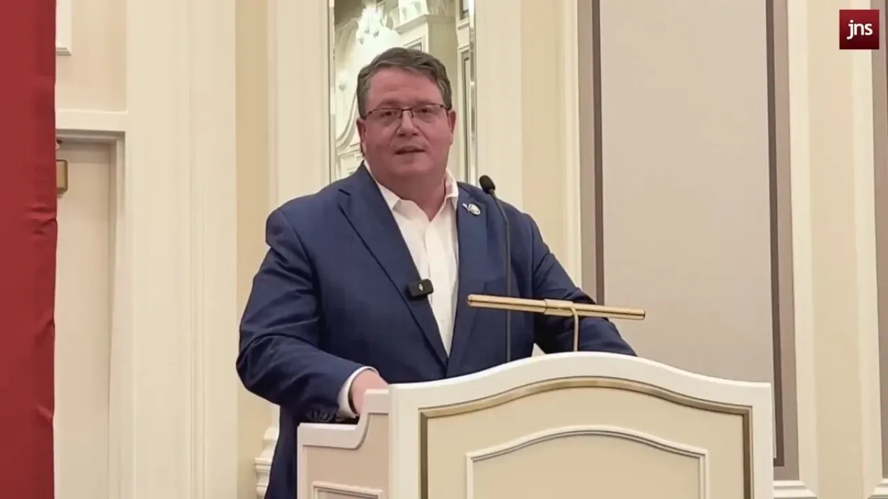 Randy Fine, ABD'den Kovulma Korkusunu Duyurdu Randy Fine, ABD'den Kovulma Korkusunu Duyurdu