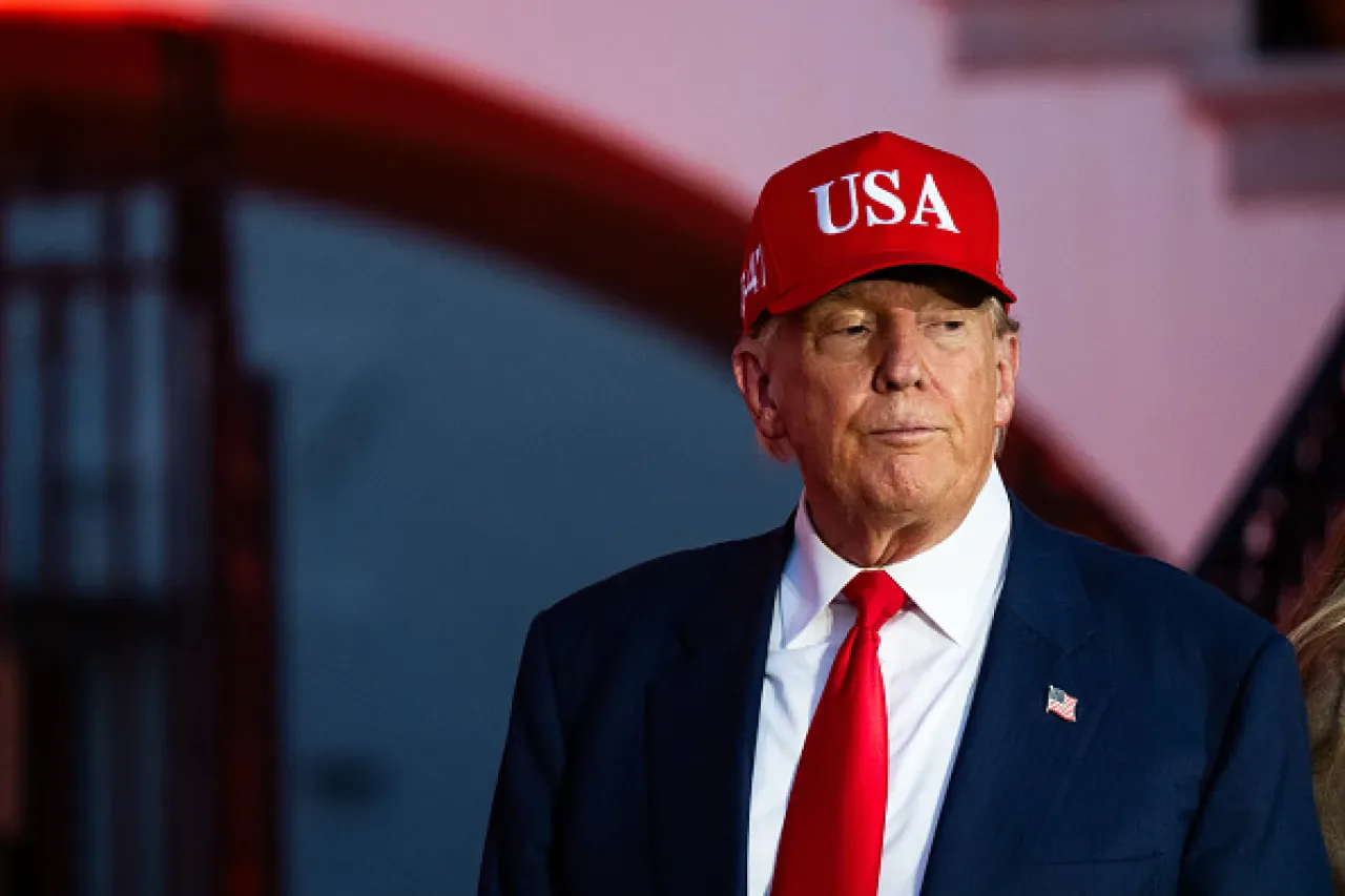 ABD'de Rekor Hükümet Kapanışı Sona Erdi: Trump Yasa Tasarısını Onayladı ABD'de Rekor Hükümet Kapanışı Sona Erdi: Trump Yasa Tasarısını Onayladı