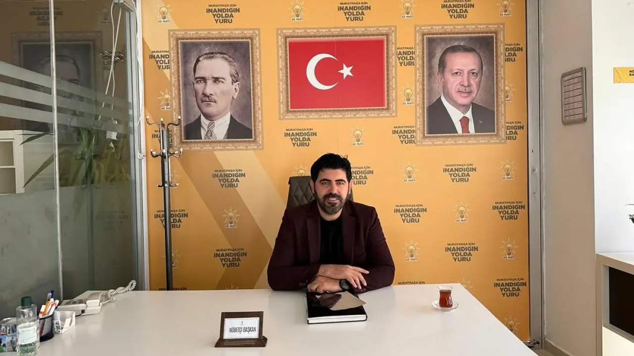 AK Parti Muratpaşa'da İlçe Başkanlığına Erdal Durmaz Seçildi AK Parti Muratpaşa'da İlçe Başkanlığına Erdal Durmaz Seçildi