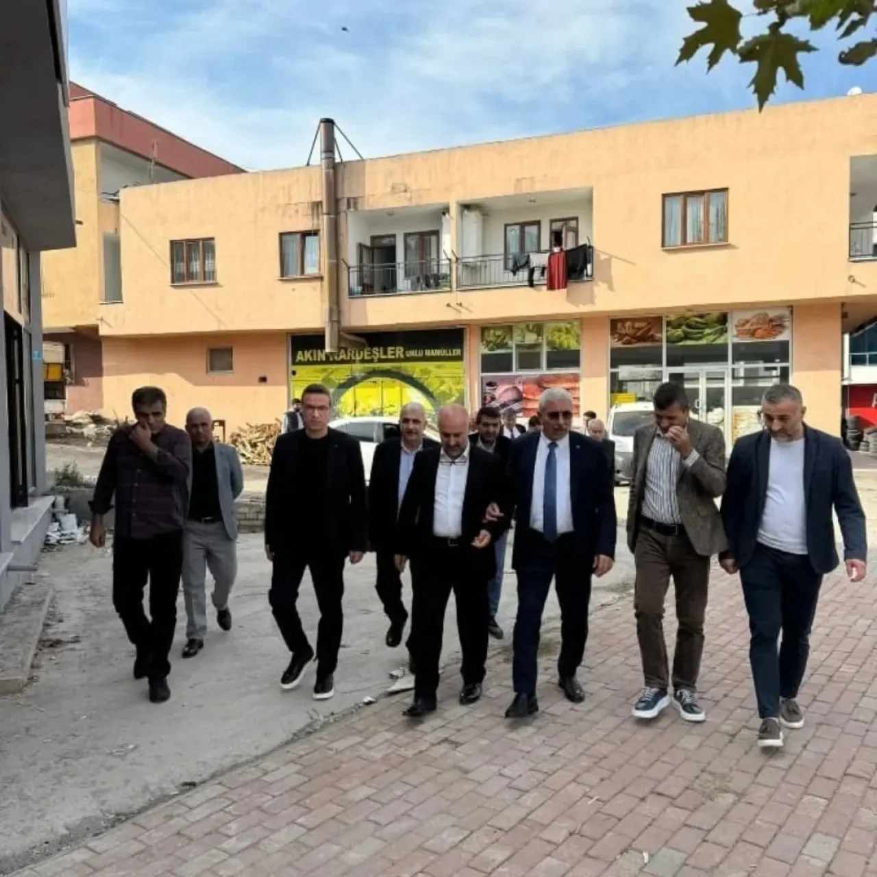 MHP Bursa'daki Komşum Nasılsın ve Derdin Derdimiz Sohbetleri Kapsamında Hemşehrilerle Buluştu MHP Bursa'daki Komşum Nasılsın ve Derdin Derdimiz Sohbetleri Kapsamında Hemşehrilerle Buluştu