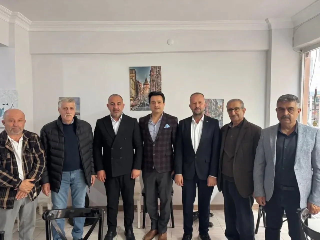 MHP Bursa'dan Esnaf Ziyareti MHP Bursa'dan Esnaf Ziyareti
