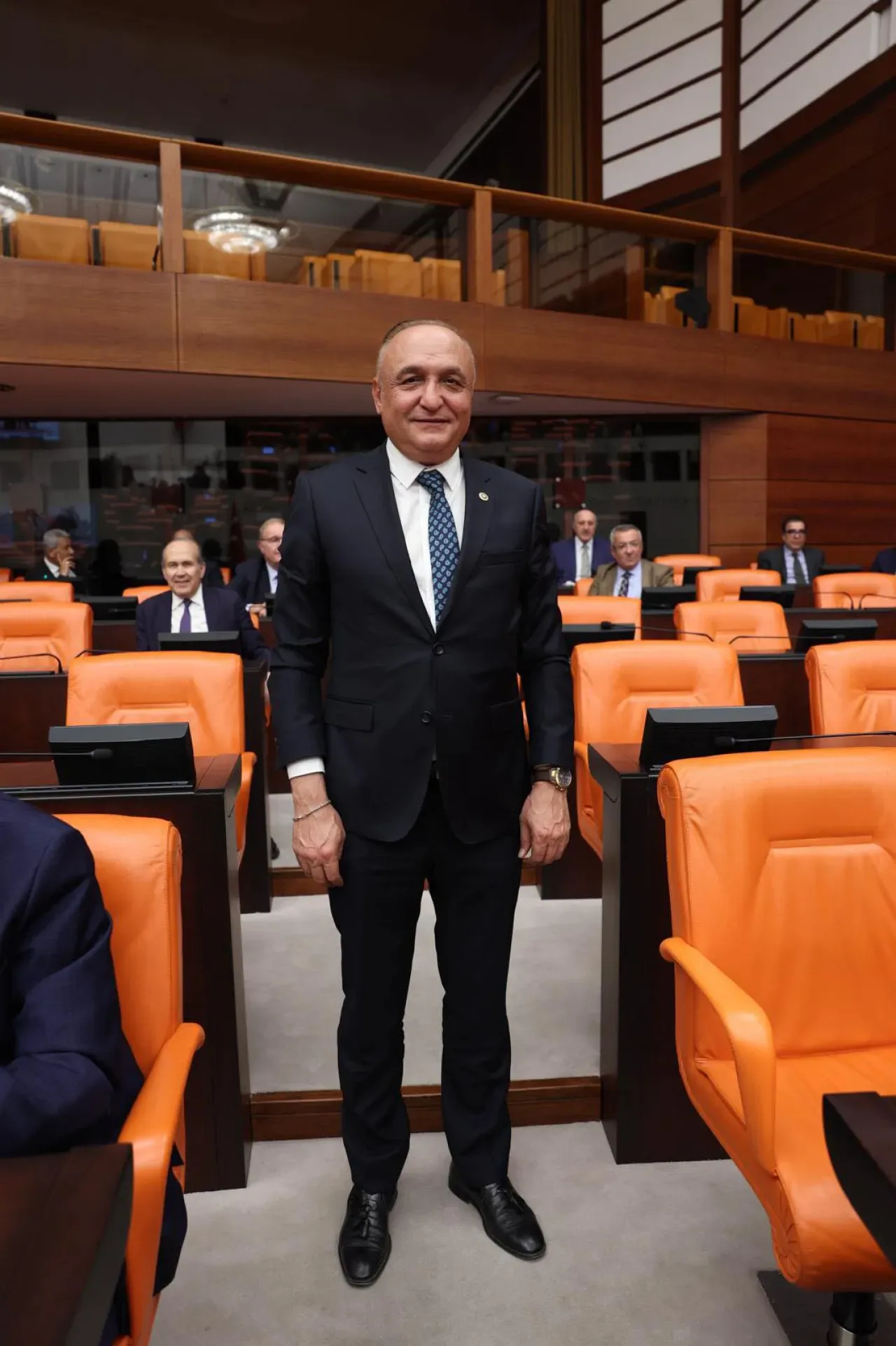 CHP'li Melih Meriç'ten Sabah Mesajı: "Hakkı Hak Edene Teslim Etmek İçin Yeniden Başlıyoruz" CHP'li Melih Meriç'ten Sabah Mesajı: "Hakkı Hak Edene Teslim Etmek İçin Yeniden Başlıyoruz"