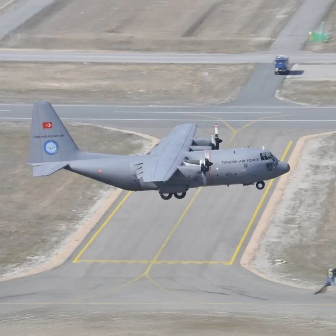 Milli Savunma Bakanlığı C-130 Kargo Uçaklarının Kullanımını Durdurdu Milli Savunma Bakanlığı C-130 Kargo Uçaklarının Kullanımını Durdurdu