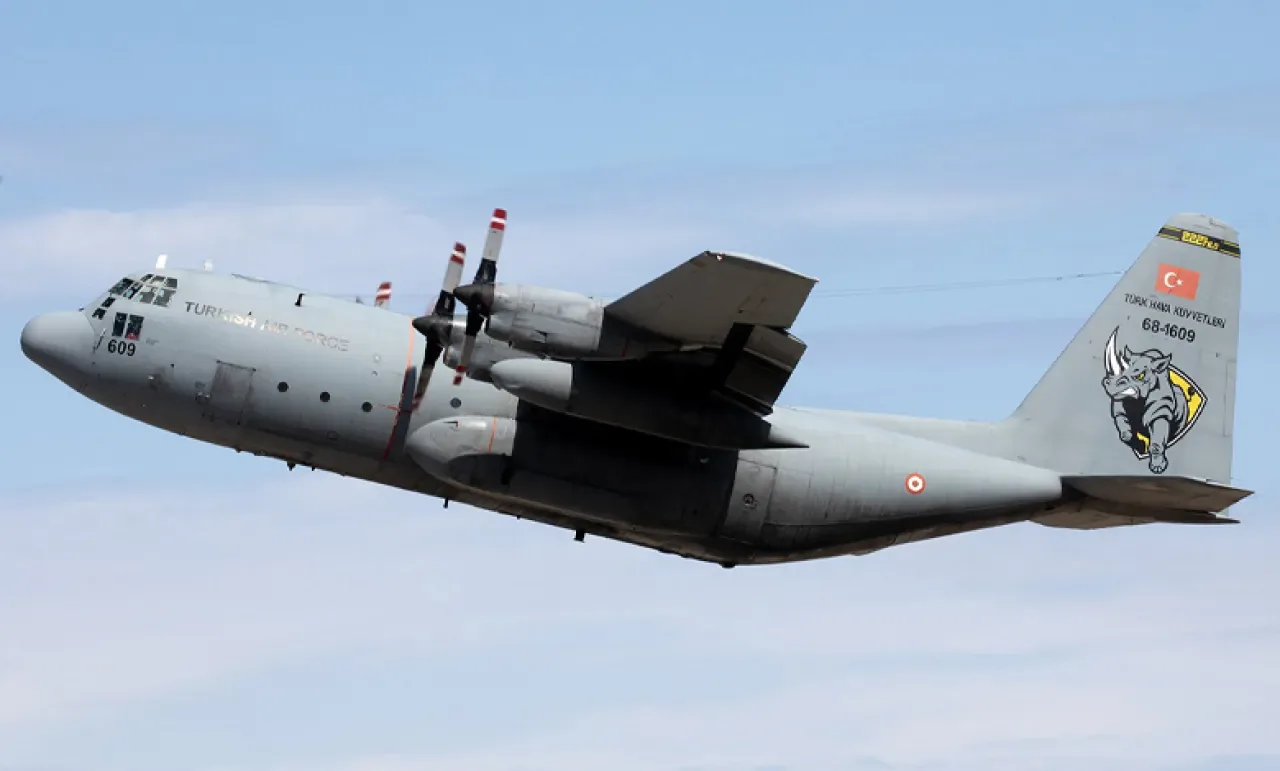 Türk Hava Kuvvetleri'ne Ait C-130 Uçağı Düştü: Enkaza 28 Dakikada Ulaşıldı Türk Hava Kuvvetleri'ne Ait C-130 Uçağı Düştü: Enkaza 28 Dakikada Ulaşıldı