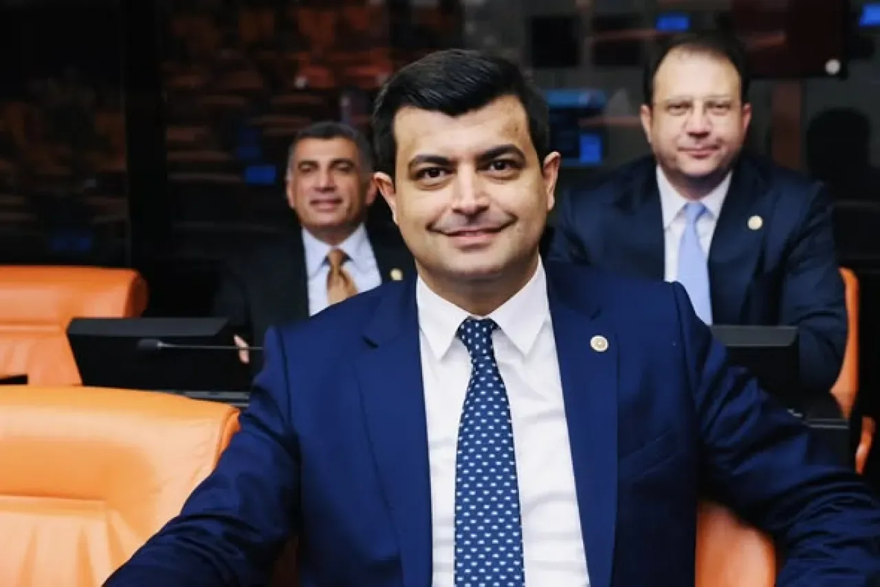 CHP'li Demir: TBMM Genel Kurulunda Çalışmalar Sürüyor CHP'li Demir: TBMM Genel Kurulunda Çalışmalar Sürüyor