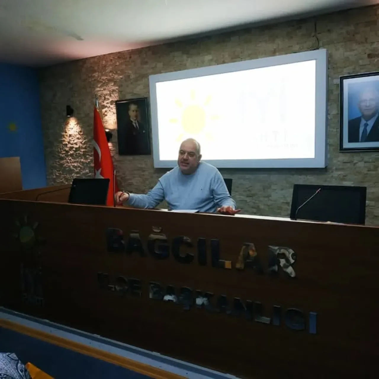İYİ Parti Bağcılar'da Yeni Dönem: İlk Yönetim Kurulu Toplantısı Gerçekleştirildi İYİ Parti Bağcılar'da Yeni Dönem: İlk Yönetim Kurulu Toplantısı Gerçekleştirildi