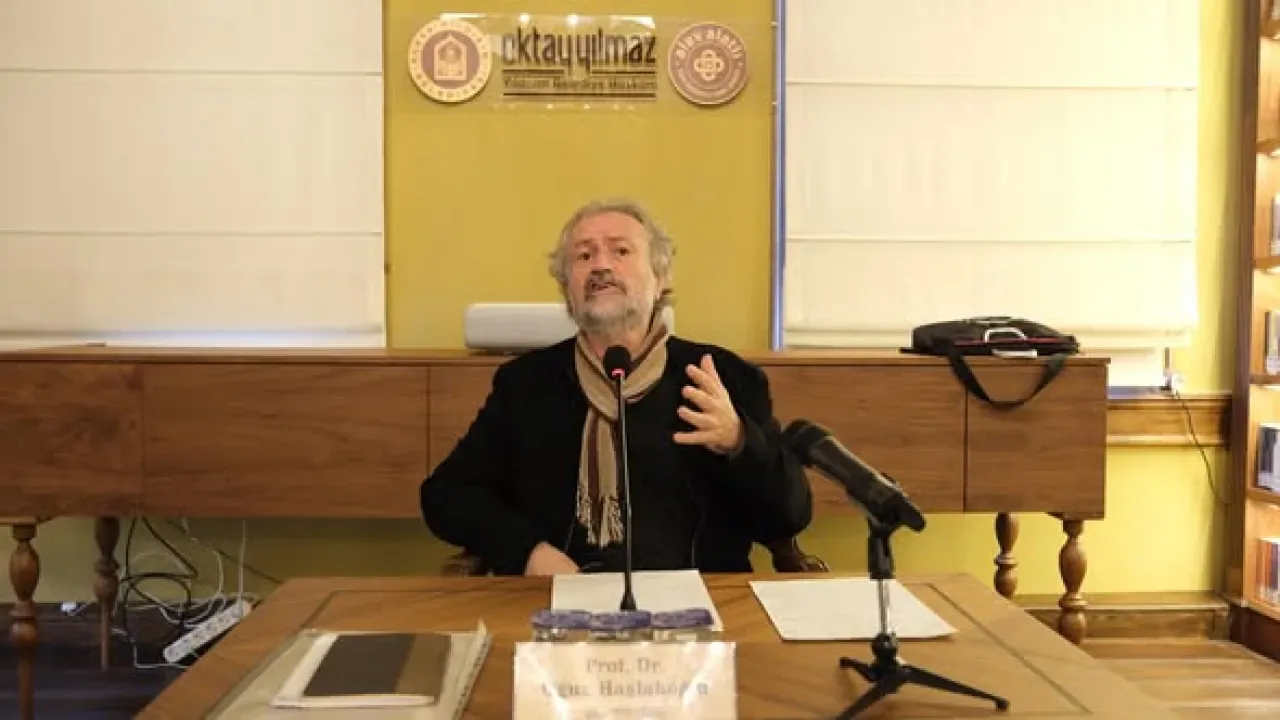 Bursa'da Estetik ve Sanat Felsefesi Konuşuldu Bursa'da Estetik ve Sanat Felsefesi Konuşuldu