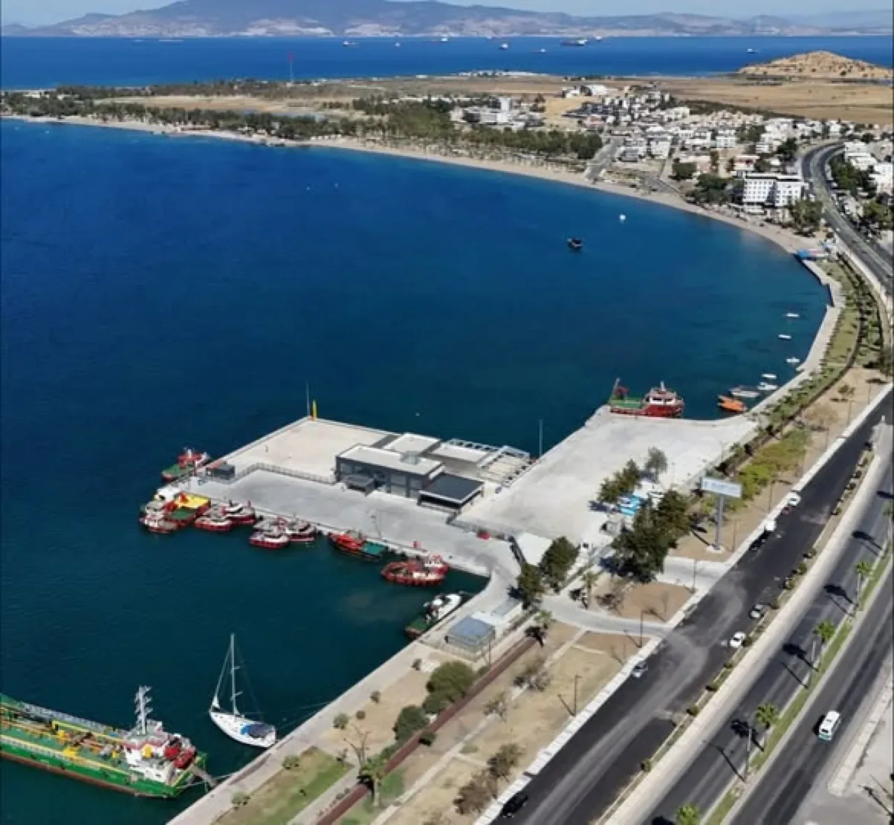 Aliağa'dan Midilli'ye Feribot Seferleri İçin Kasım Fırsatı Başladı Aliağa'dan Midilli'ye Feribot Seferleri İçin Kasım Fırsatı Başladı
