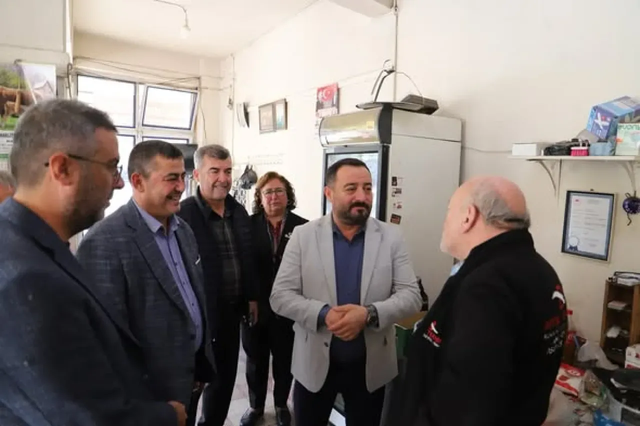 Ödemiş Belediyesi, Mahalle Ziyaretlerinde Vatandaşlarla Buluştu Ödemiş Belediyesi, Mahalle Ziyaretlerinde Vatandaşlarla Buluştu